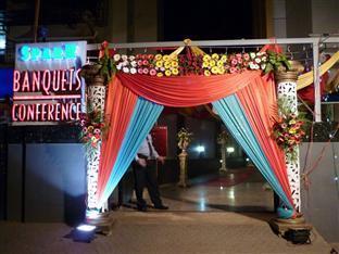 Sampoorna Hotel Mumbai Ngoại thất bức ảnh